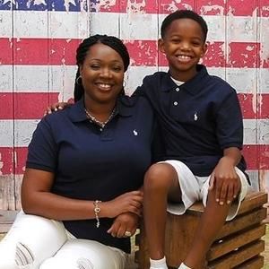 Meet your Posher, Maya